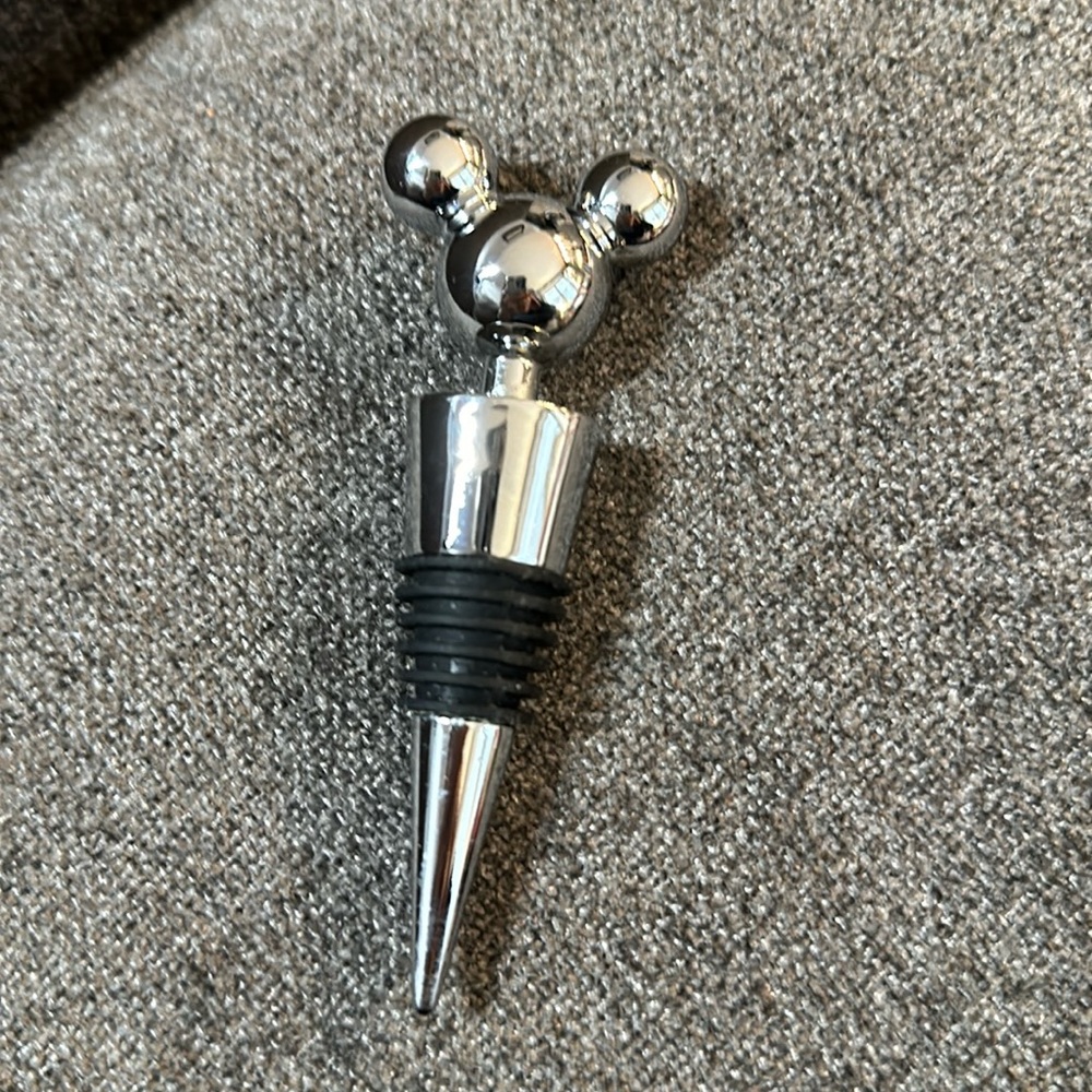 Disney Parks Disneyland DisneyWorld Mickey Mouse Stainless Wine Stopper..